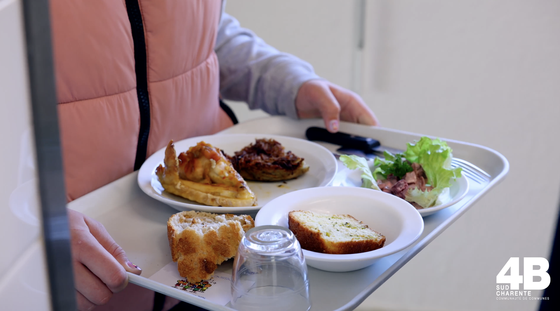 Cdc4B – Les coulisses de la cantine EP1